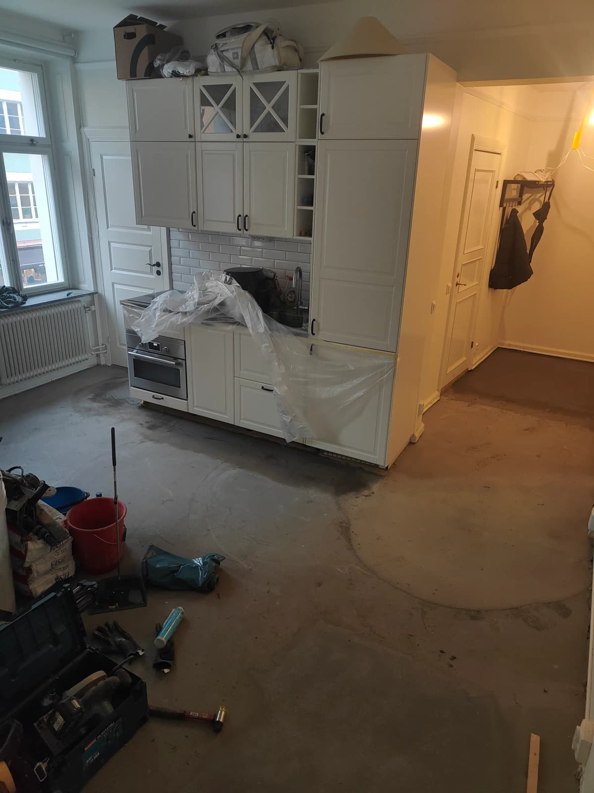 Läggning av fiskbensparkett i ek - Före